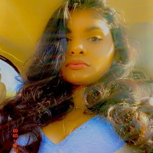 Meet your Posher, Candice